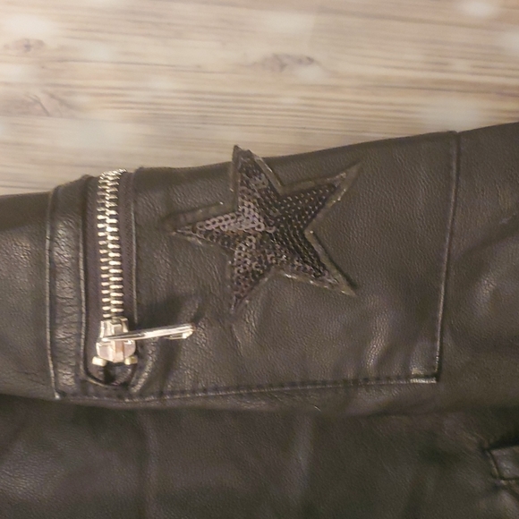 Jacket - Picture 3 of 8